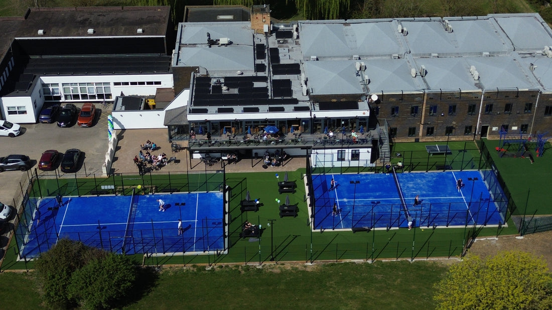 Club de pádel con instalaciones históricas